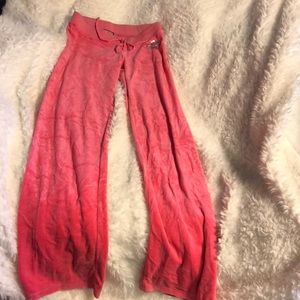 Juicy velvet sweat suit. Size small.Signs of use.